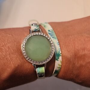 listing-status-banner